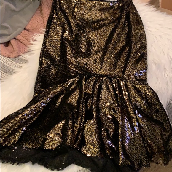 Gianni Bini Dresses & Skirts - NWT Gianni Bini Sequin Skirt Black and Gold